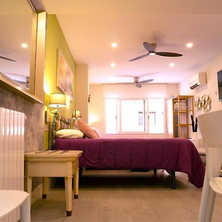 Chueca - Room Apartments Madrid Exterior photo
